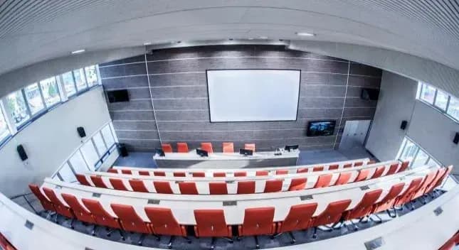 Aston Building prednáškareň